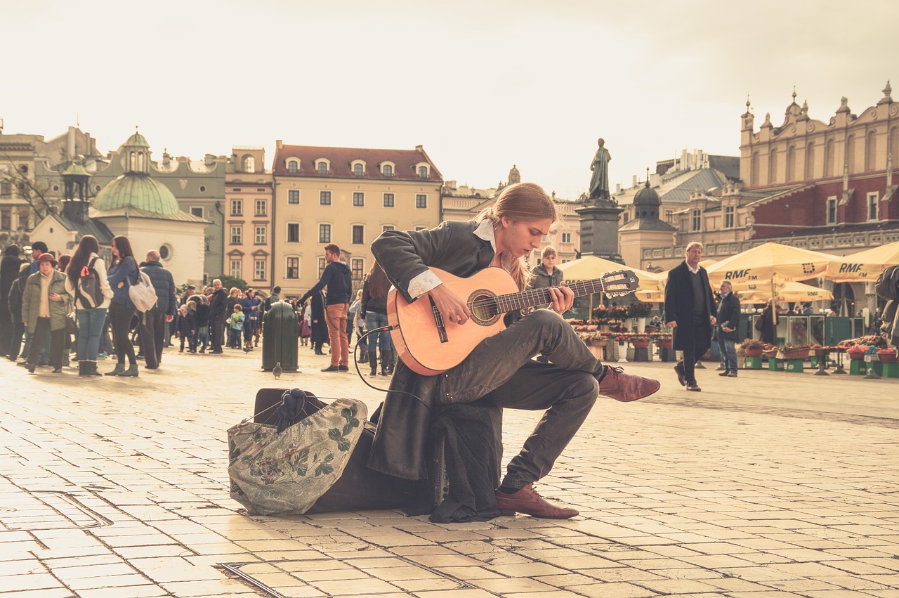 odkryj polskę, kraj bogaty w historię, kulturę i niesamowite krajobrazy. poznaj piękne miasta, tradycyjne festiwale i ekscytujące atrakcje turystyczne, które czekają na ciebie w sercu europy.